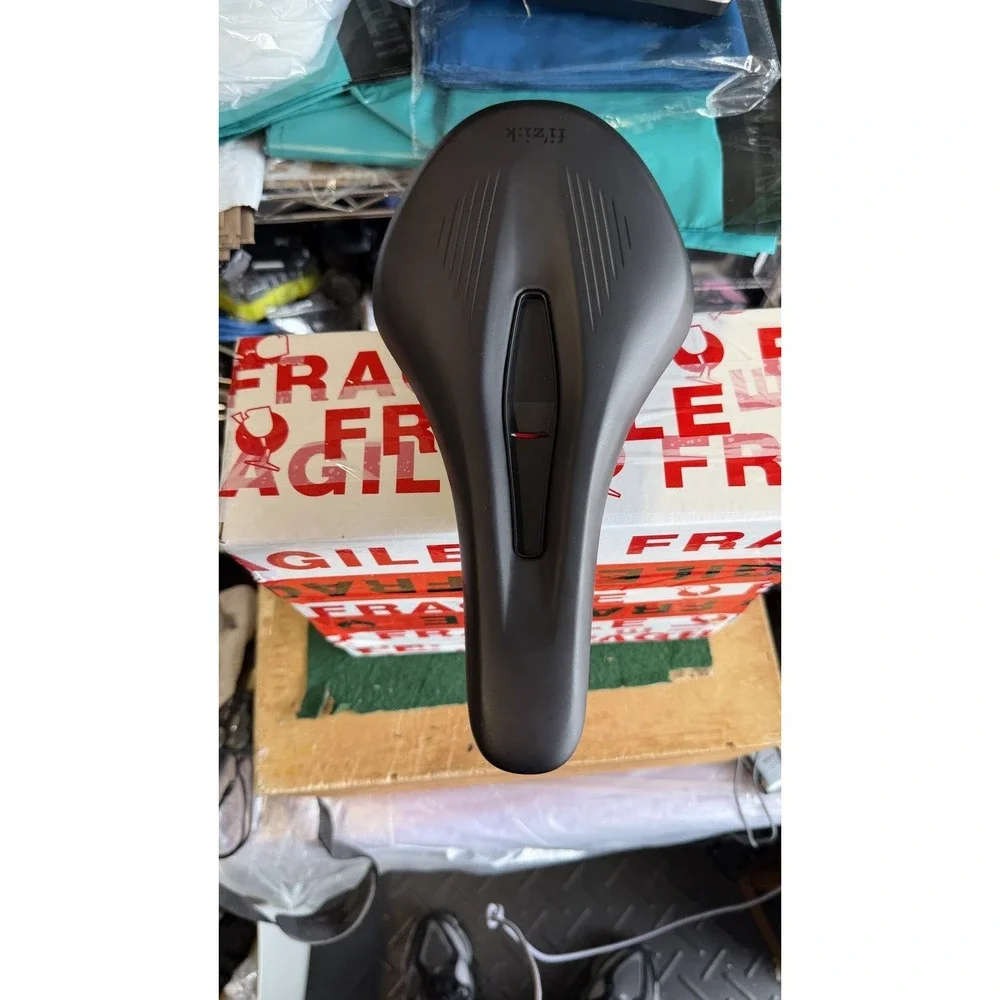 fi'zi:k Argo Vento R5 140mm‎ Bicycle Saddle - Used - Good